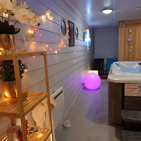 Daire Aqua Bien Etre, Nuitees Et Spa *